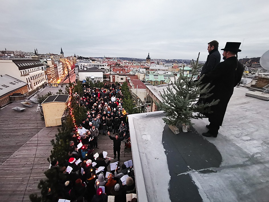 Fotografie textu Ohně, kytary, zpívání