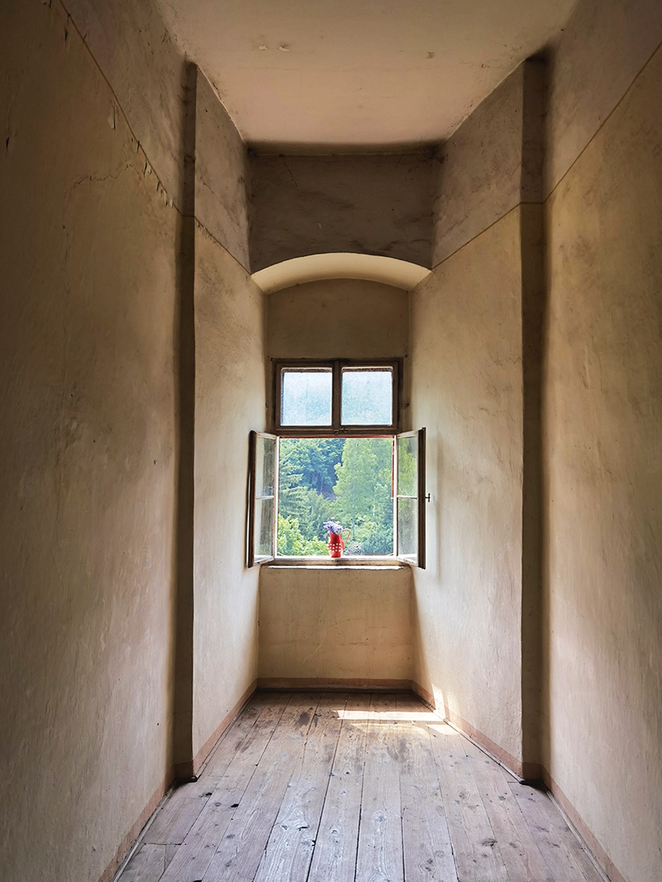 Photography of text Perfect imperfections